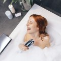 Sprchová hlavice/stimulátor klitorisu Wave (Womanizer)