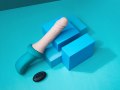 Přirážecí vibrátor s odnímatelnou přísavkou Thrusting Dildo Machine (b-Vibe)