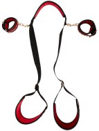 Bondage sady a postroje s pouty: Bondage postroj s krčním límcem (Bad Kitty)