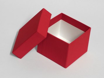 Dárková krabice malá (8,5 x 8,5 x 7 cm) + stuha