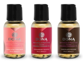 Dárková sada masážních olejů DONA Let Me Kiss You (3x 30 ml)